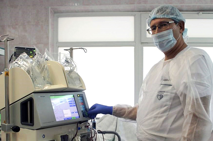 В ИКБ №2 в Москве спасли мужчину, который чуть не лишился ног из-за устриц